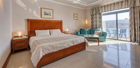 Paradise Bay Hotel Malta | Holidays to Malta | Broadway Travel