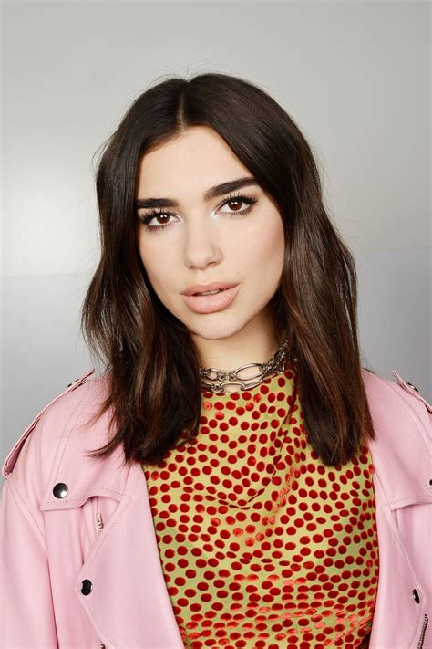 10 pictures that prove Dua Lipa is the ultimate new beauty idol ...