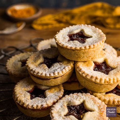 Easy Mince Pie Recipe - ProperFoodie