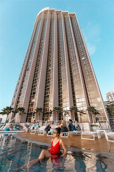 Prince Waikiki Hotel Review - The Luxury Lowdown