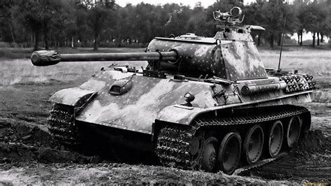 Download Panther Black & White Vehicle Military Tank HD Wallpaper