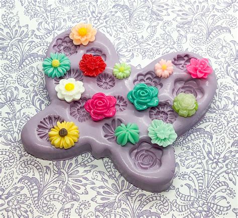 Silicone Flower Mold, Tiny Flowers, DIY Earrings, Resin Flower Mold ...