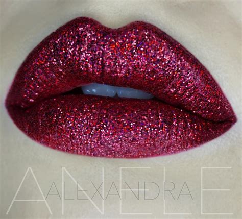 Red glitter lips | Makeup hacks beauty secrets, Makeup, Beauty makeup tips