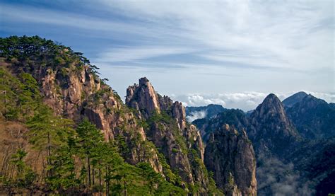 File:Huangshan pic 4.jpg - Wikimedia Commons