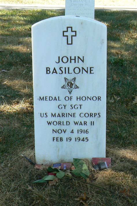 John Basilone Biography – USS Basilone DDE/DD 824