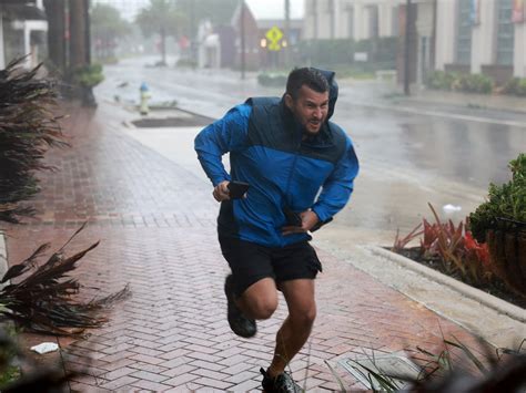 Flooding, power cuts as Hurricane Ian crashes ashore in Florida ...