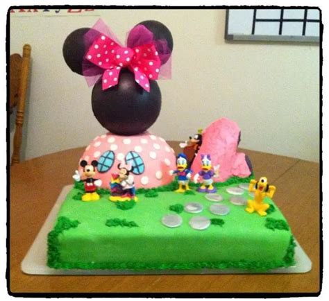 Minnie mouse clubhouse birthday cake