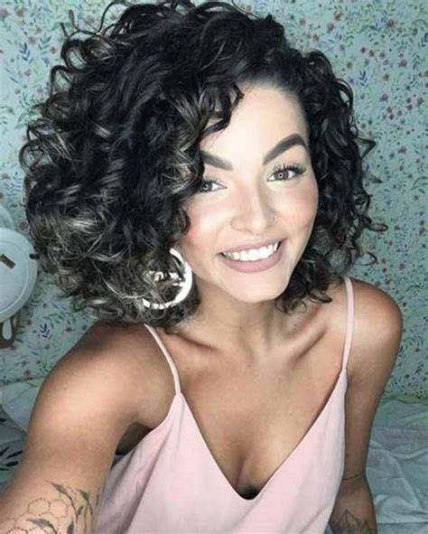 Curly Bob 1113 – Tuku OKE | Curly bob hairstyles, Curly hair styles ...