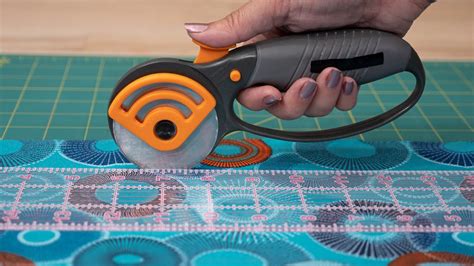 How to Use a Rotary Cutter - Updated - YouTube