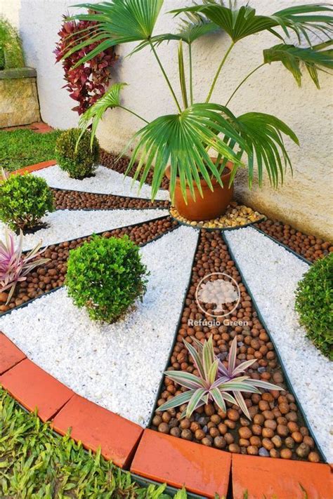 30 DIY Striking Rock And Pebble Art Landscaping Ideas | Rock garden ...