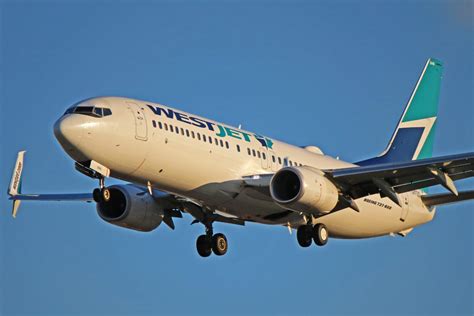 WestJet Airlines Boeing 737-800