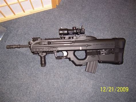 GUN MANIAC: FN F2000 ASSAULT RIFLE