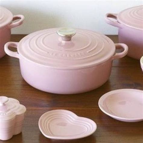 Pink Le Creuset! Definitely want this set for my home one day! | Pink ...