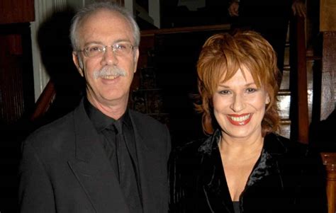 Who is Joy Behar's Husband Steve Janowitz? Biography, age, family ...