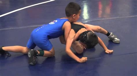 KIDS WRESTLING AT WESTLAKE HIGH - YouTube