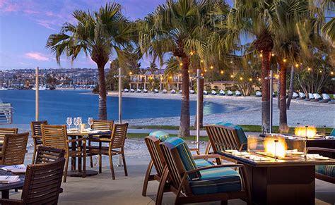 Best San Diego Restaurants with a View | Bahia Resort Hotel