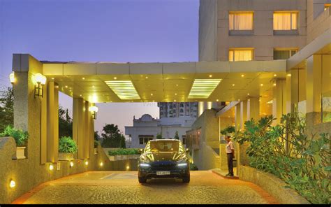 Vivanta, Vadodara - Sayajiganj, Vadodara | Wedding Venue Cost