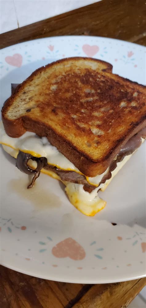 Delicious Keto Roast Beef and Muenster Cheese Sandwich : r/Keto_Food