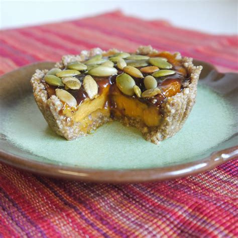 Being the Secret Ingredient: AMAZING Pumpkin Tartlets (Vegan, Gluten ...