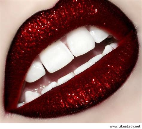 Glitter red lips | Glitter lips, Lipstick, Lip art