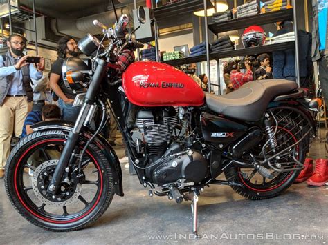 Royal Enfield Thunderbird 350X Red left side India launch