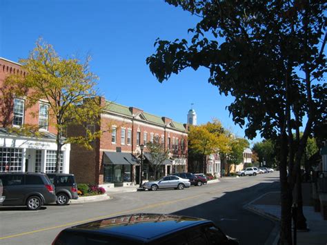 Hinsdale, IL : Downtown - looking east on First street photo, picture ...