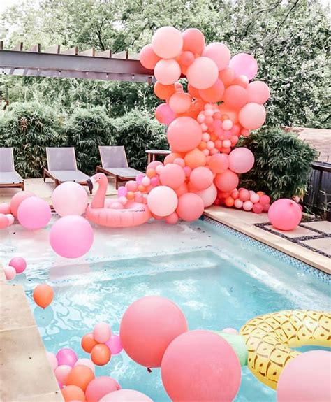 Bachelorette party | Pool birthday party, Pool party decorations, Pool ...