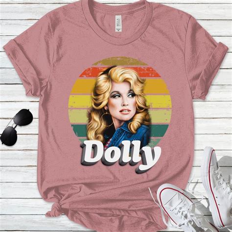 Dolly Parton T-shirt - americanteeshop.com Dolly Parton T-shirt