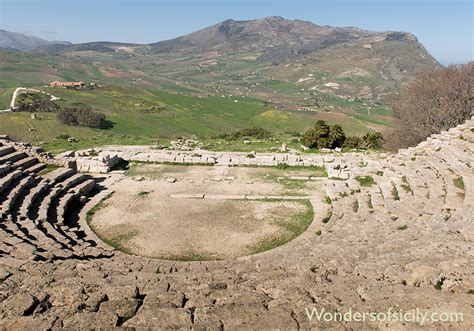 Segesta - Wonders of Sicily - SICILIA