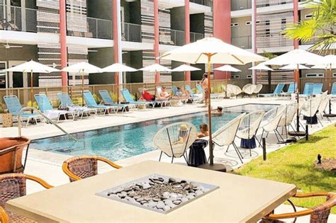 East Austin Hotel: Pool & Spa Day Pass Austin | ResortPass