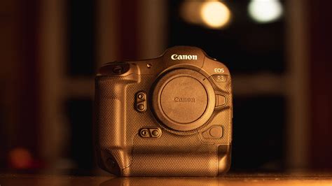 Canon EOS R3 review: Is it the golden child of non-flagships? - Photofocus