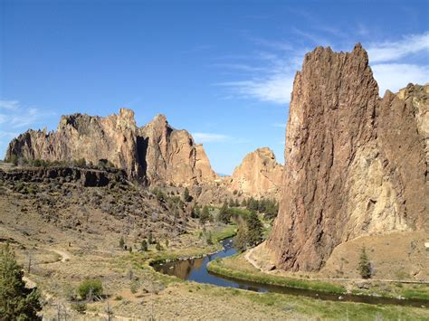 Smith Rock State Park - TUMALO LAKE LODGE