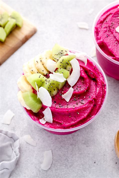 Dragon Fruit Smoothie Bowl - Darn Good Veggies