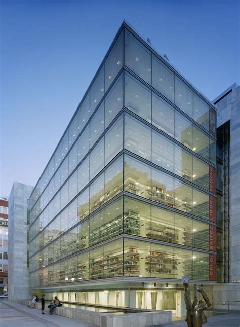 Biscay Statutory Library / IMB Arquitectos | Glass building ...