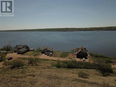 Looking at cabins for sale in Saskatchewan? Why not build? WATERFRONT ...