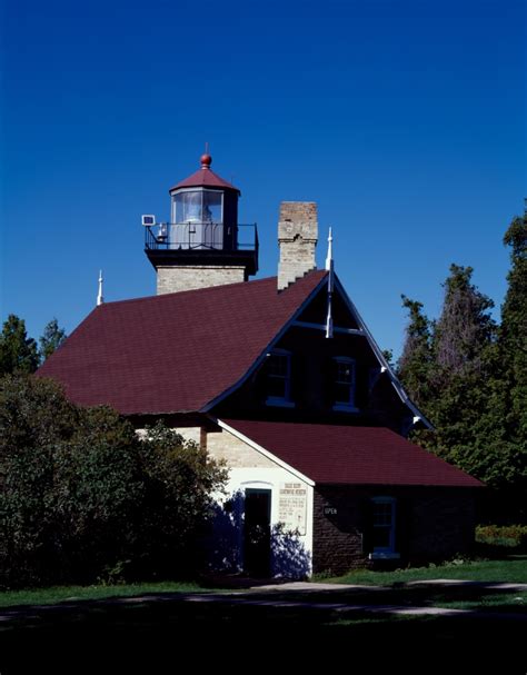 Lighthouse Photos-Eagle Bluff Lighthouse wisconsin