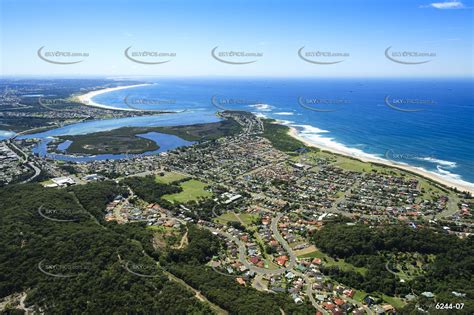 Aerial Photo Caves Beach NSW Aerial Photography