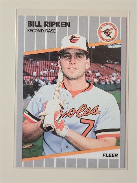 1989 Fleer Bill Billy Ripken Error Black Box Baseball Card