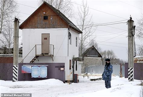 'Torture-like' conditions at Russian penal colony where Alexei Navalny ...