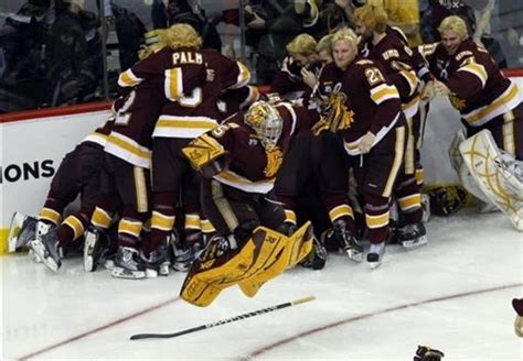 UMD tops Michigan in OT for 1st NCAA hockey title | Minnesota Public ...