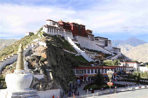 Potala Palace: visitors information, history and description