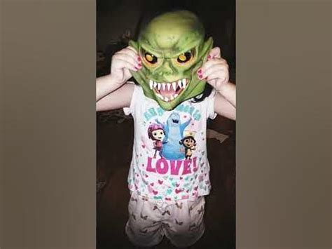 GOOSEBUMPS KIDS THE HAUNTED MASK CARLY BETH - YouTube