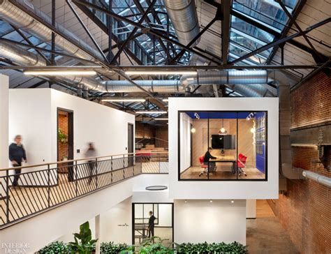 Linebox Transforms Historic Montréal Building into a Modern Office ...