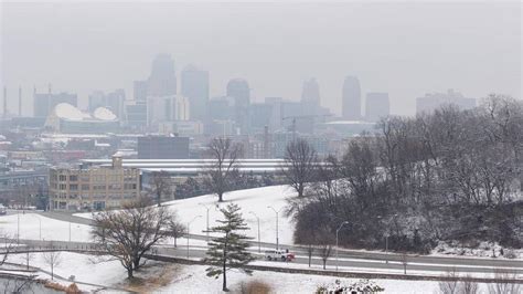 Kansas City-area school districts close for winter weather | Kansas ...