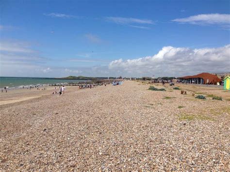 Littlehampton Beach - West Sussex | UK Beach Guide