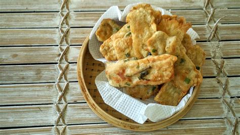 Tempeh Mendoan - Indonesian Batter-Fried Tempeh Recipe - Fresco