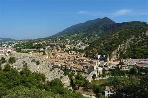 NYONS capitale des Baronnies provençale | Photos Horizon Provence