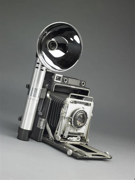 Graflex Speed Graphic 4x5 Press Camera | National Museum of American ...