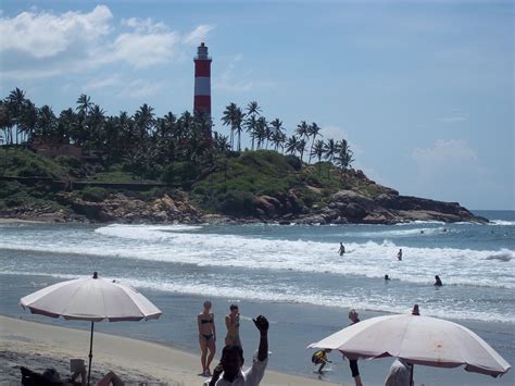 Des and Kathy's Travels: Lighthouse Beach, Kerala