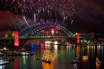 Impressive fireworks over Sydney Harbour - Photorator